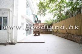 SAI KUNG Renovated Garden Village House For Sale | Greenery View