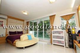 SAI KUNG Below Market Sea View Village House For Sale