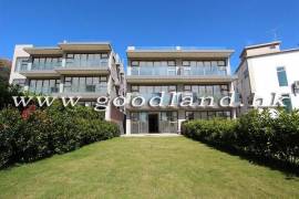 SAI KUNG Mid-Level Sea View Garden Village House For Sale