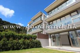 SAI KUNG Mid-Level Sea View Garden Village House For Sale