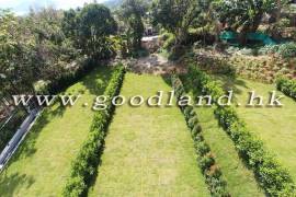 SAI KUNG Mid-Level Sea View Garden Village House For Sale