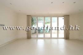 SAI KUNG Mid-Level Village House For Sale | Spacious Layout