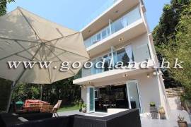SAI KUNG Renovated Garden Village House For Sale | Greenery View