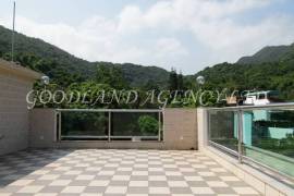 SAI KUNG Picturesque Sea View Village House For Sale