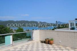 SAI KUNG Picturesque Sea View Village House For Sale