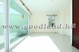 SAI KUNG Renovated Lawn Garden Village House For Sale