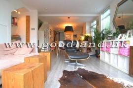 SAI KUNG Village House For Sale | Convenient Transport