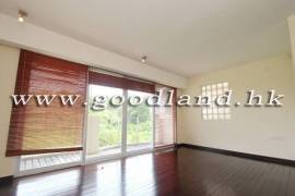 SAI KUNG Mid-Level Garden Village House For Sale | Sea View