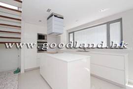 SAI KUNG Detached Renovated Sea View House For Sale