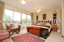 SAI KUNG Communal Pool Garden Village House For Sale