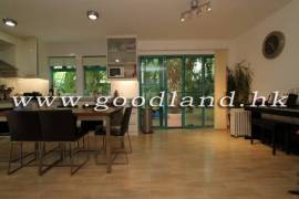 SAI KUNG Lower Duplex Garden House For Sale | Pool Complex