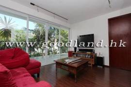 SAI KUNG Western Style Garden House For Sale | Sea View