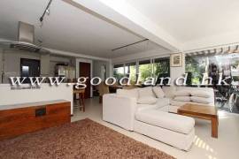 SAI KUNG Western Style Garden House For Sale | Sea View