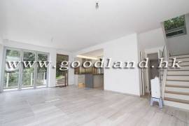 SAI KUNG Renovated Garden Village House For Sale | Open Kitchen
