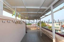 SAI KUNG Detached Garden House For Sale | Close To Town