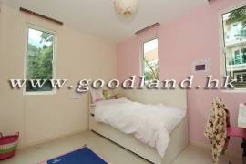 SAI KUNG Renovated Greenery View Village House For Sale
