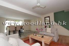 SAI KUNG Renovated Greenery View Village House For Sale