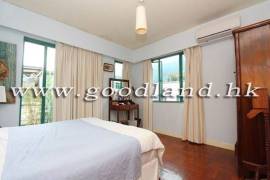 SAI KUNG Renovated Greenery View Village House For Sale