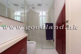 SAI KUNG Renovated Greenery View Village House For Sale