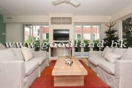 SAI KUNG Renovated Greenery View Village House For Sale