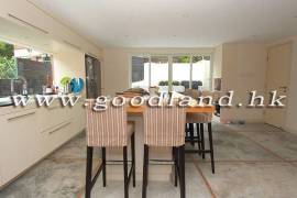 SAI KUNG Renovated Greenery View Village House For Sale