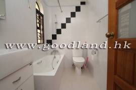 SAI KUNG Mid-Level Sea View Village House For Sale