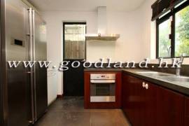 SAI KUNG Sea View Pool Complex House For Sale