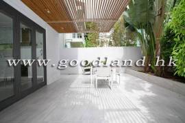 SAI KUNG Designer Garden House For Sale | Yacht Club Location