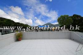 SAI KUNG Designer Garden House For Sale | Yacht Club Location