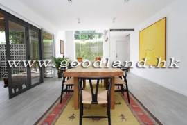 SAI KUNG Designer Garden House For Sale | Yacht Club Location
