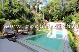 SAI KUNG Renovated Pool Garden House For Sale