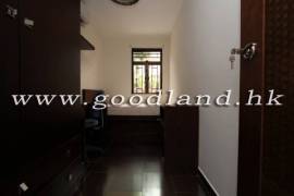 SAI KUNG Mid-Level Renovated Sea View House For Sale