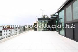 SAI KUNG Mid-Level Renovated Sea View House For Sale