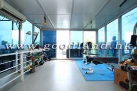 SAI KUNG Renovated Rooftop Sea View House For Sale
