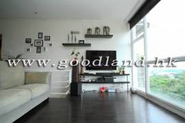 SAI KUNG Renovated Rooftop Sea View House For Sale