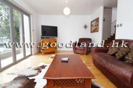 SAI KUNG Renovated Sea View Village House For Sale | Private Gate Parking
