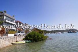 SAI KUNG Waterfront Yacht Club Sea View Villa For Sale