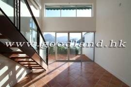 SAI KUNG Waterfront Yacht Club Sea View Villa For Sale