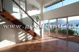 SAI KUNG Waterfront Yacht Club Sea View Villa For Sale