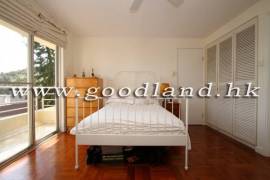 SAI KUNG Sea View Pool Complex House For Sale | Private Gate Parking