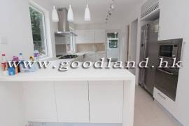 SAI KUNG Renovated Sea View Village House For Sale