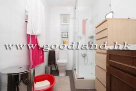 SAI KUNG Lower Duplex Garden House For Sale