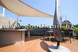 SAI KUNG Semi-Detached Renovated House For Sale | Jacuzzi Roof