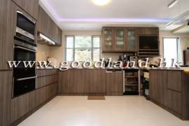 SAI KUNG Semi-Detached Renovated House For Sale | Jacuzzi Roof