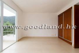 SAI KUNG Mountain View Pool Complex House For Sale