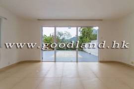 SAI KUNG Mountain View Pool Complex House For Sale