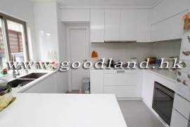 SAI KUNG Mid-Level Lawn Garden Village House For Sale