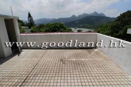 SAI KUNG Detached Western Style Garden House For Sale
