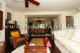 SAI KUNG Detached Western Style Garden House For Sale
