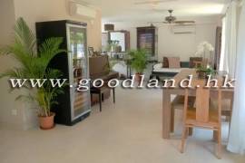 SAI KUNG Beachside Lawn Garden Village House For Sale
